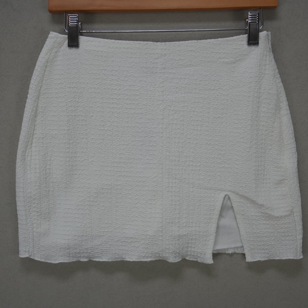 NWT Summer Loving White Mini Skort